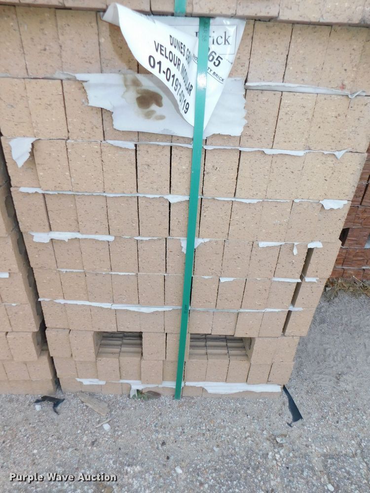 image for item GQ9916 Bricks