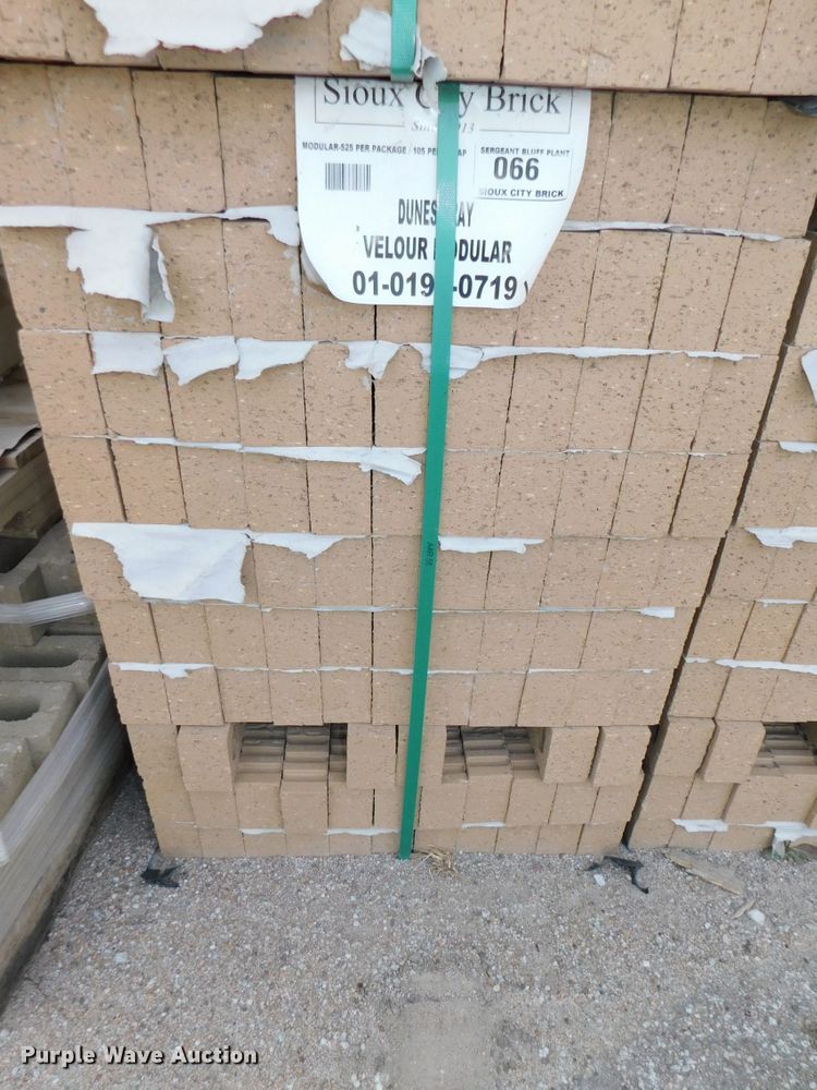 image for item GQ9916 Bricks