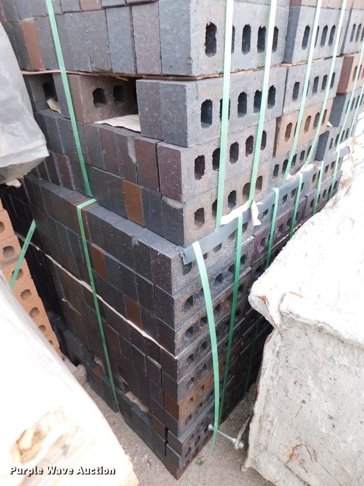 image for item GQ9916 Bricks