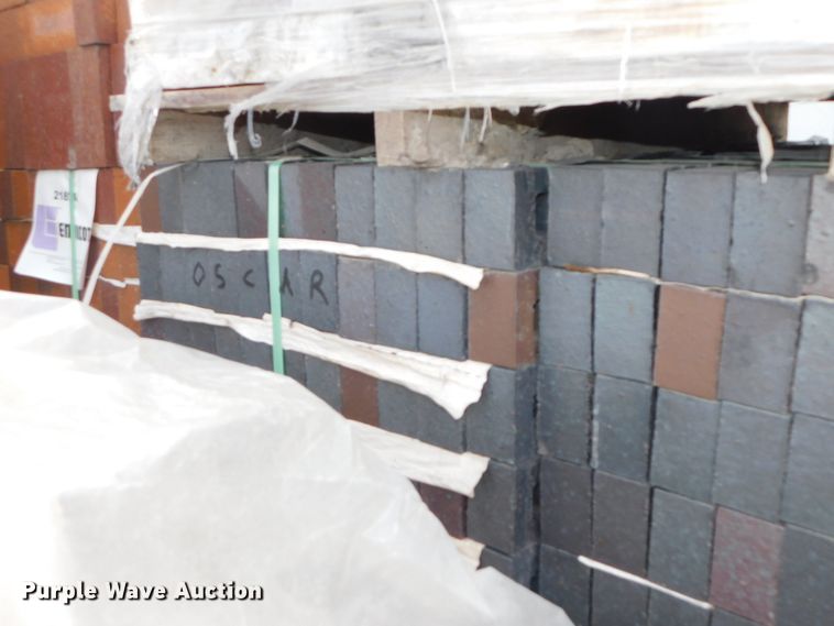 image for item GQ9916 Bricks