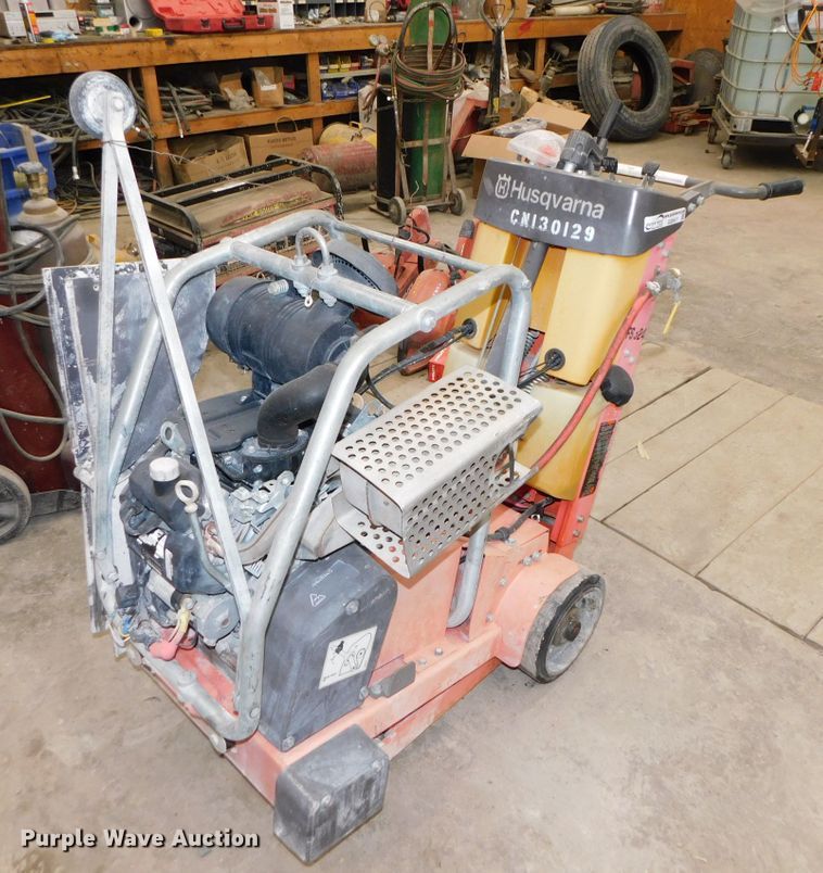 image for item GQ9917 Concrete saw