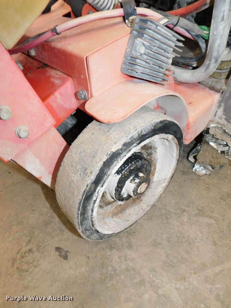 image for item GQ9917 Concrete saw