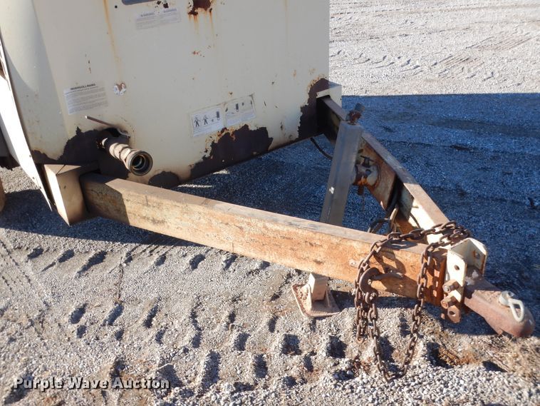 image for item HW9215 1997 Ingersoll Rand 250  air compressor