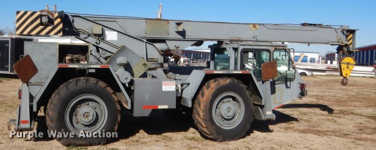 image for item HW9233 1990 Arva Crane AT-3035-M  crane