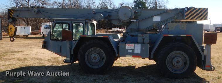 image for item HW9233 1990 Arva Crane AT-3035-M  crane