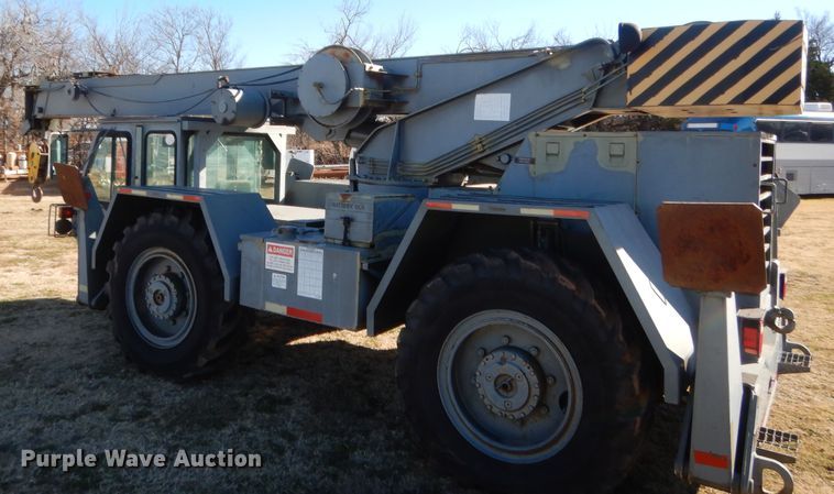 image for item HW9233 1990 Arva Crane AT-3035-M  crane