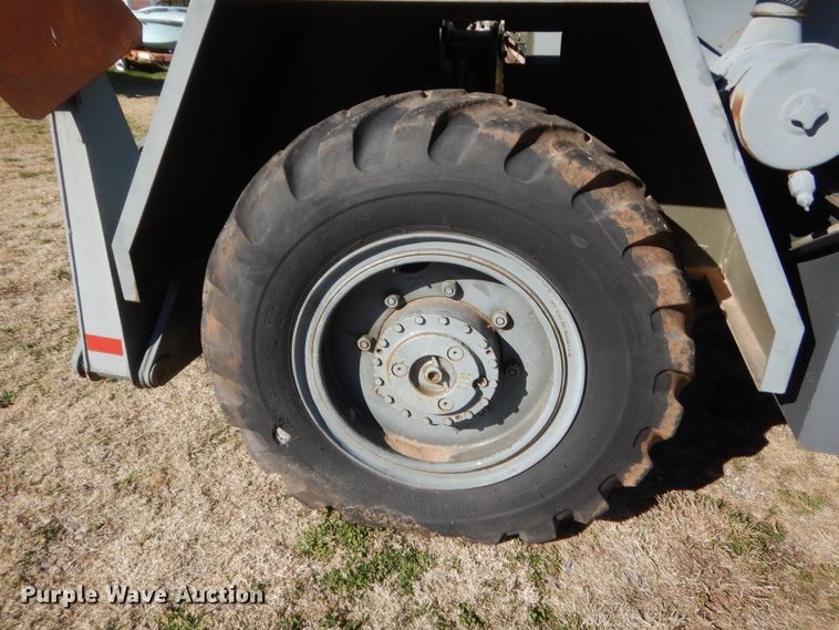 image for item HW9233 1990 Arva Crane AT-3035-M  crane