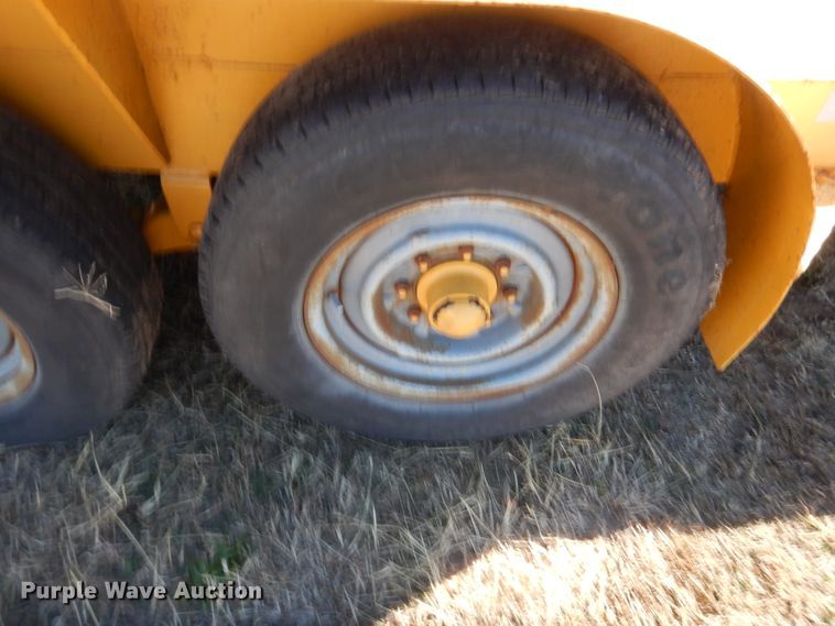 image for item HW9234 2005 Butler ETW2550 tilt deck equipment trailer