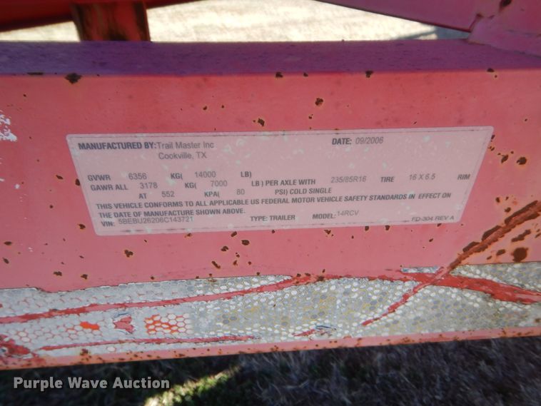 image for item HW9237 2006 Trailmaster 14RCV pipe trailer