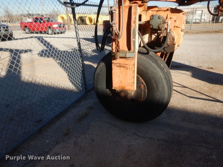 image for item HW9242 Gantry crane