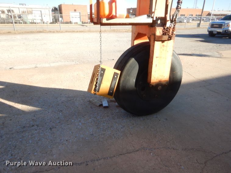 image for item HW9242 Gantry crane