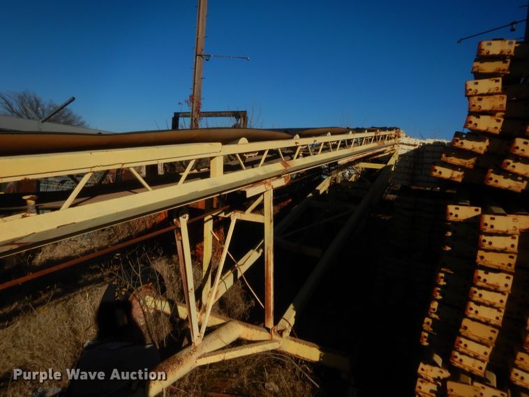 image for item HW9243 Material conveyor