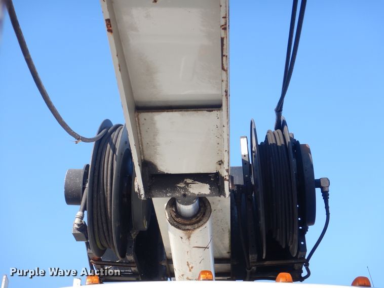 image for item HX9031 2012 Freightliner Business Class M2  crane truck