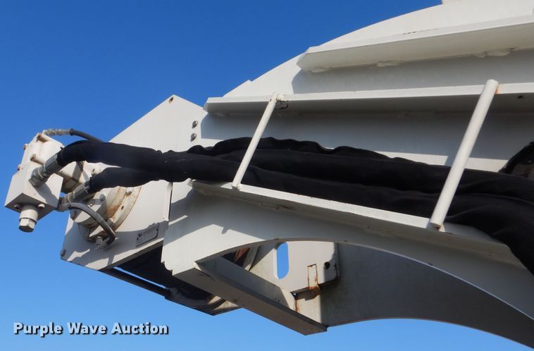 image for item HX9031 2012 Freightliner Business Class M2  crane truck