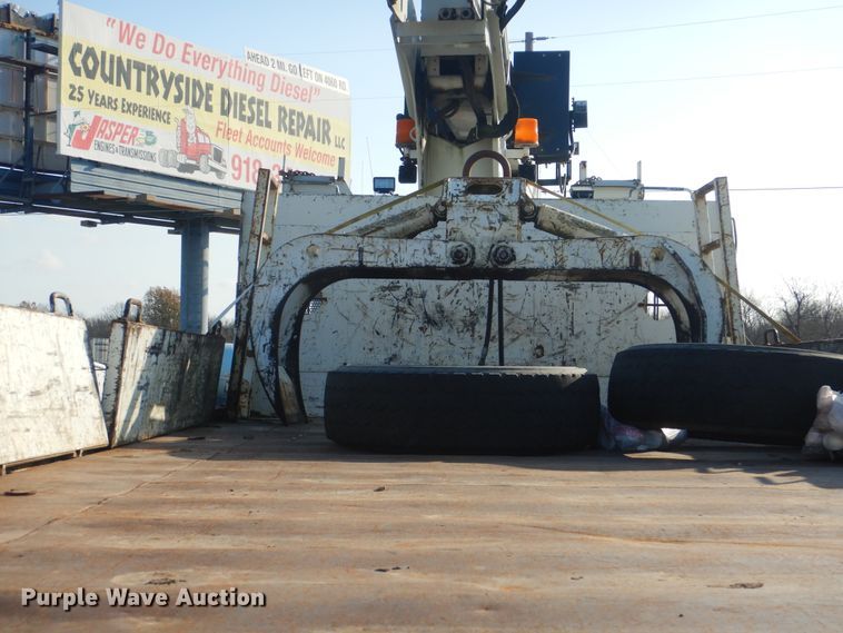 image for item HX9031 2012 Freightliner Business Class M2  crane truck