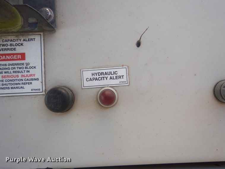 image for item HX9031 2012 Freightliner Business Class M2  crane truck