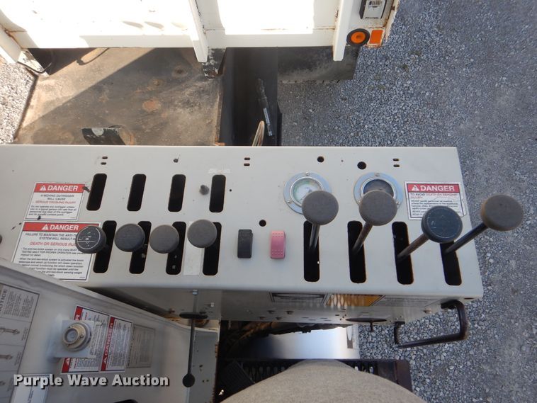 image for item HX9031 2012 Freightliner Business Class M2  crane truck