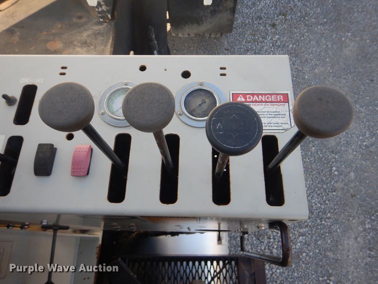 image for item HX9031 2012 Freightliner Business Class M2  crane truck