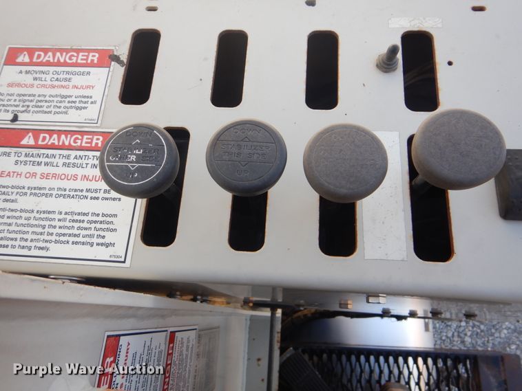 image for item HX9031 2012 Freightliner Business Class M2  crane truck