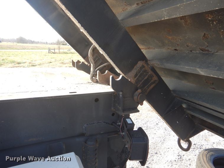 image for item HX9031 2012 Freightliner Business Class M2  crane truck