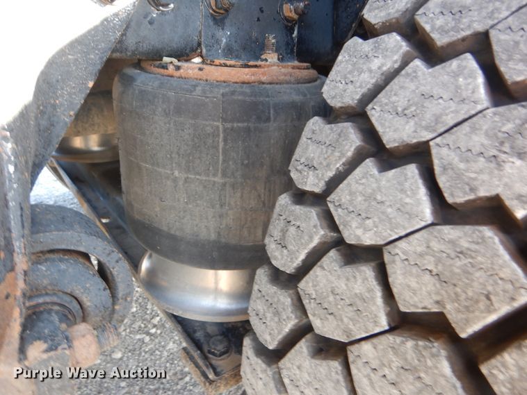 image for item HX9031 2012 Freightliner Business Class M2  crane truck