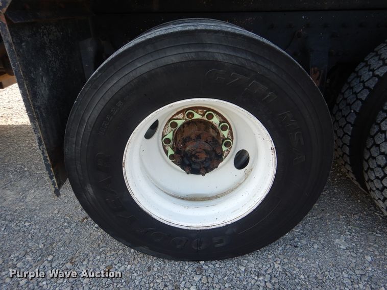 image for item HX9031 2012 Freightliner Business Class M2  crane truck