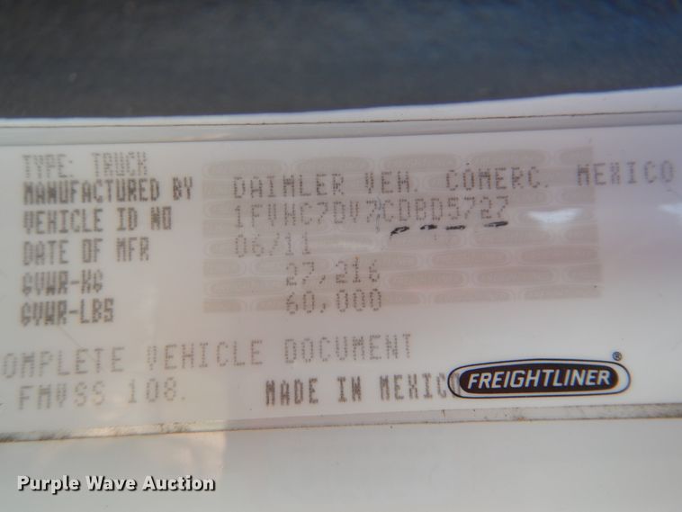 image for item HX9031 2012 Freightliner Business Class M2  crane truck