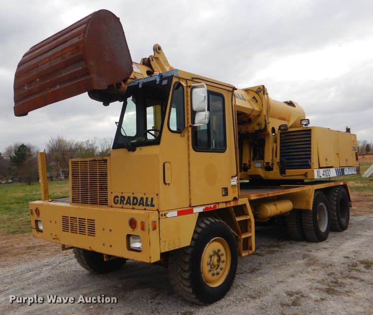 image for item HX9042 1995 Gradall XL4100  wheeled excavator