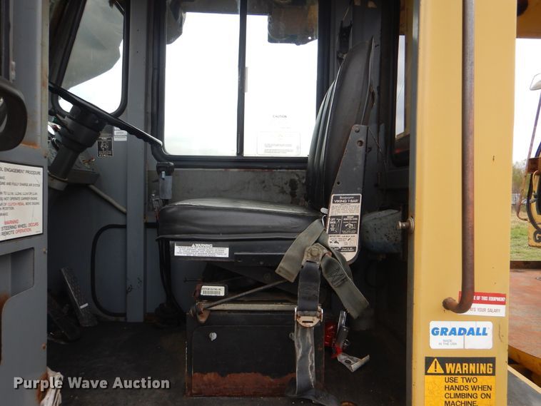 image for item HX9042 1995 Gradall XL4100  wheeled excavator