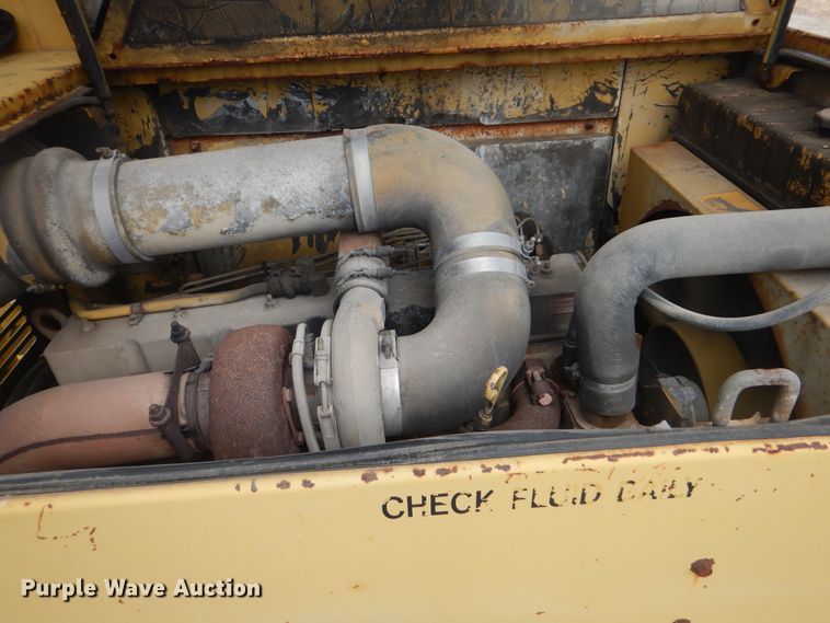 image for item HX9042 1995 Gradall XL4100  wheeled excavator