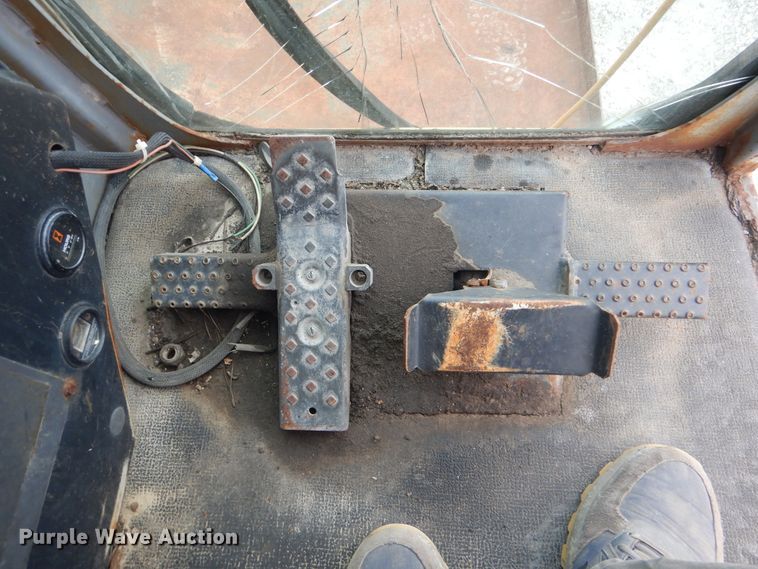 image for item HX9042 1995 Gradall XL4100  wheeled excavator