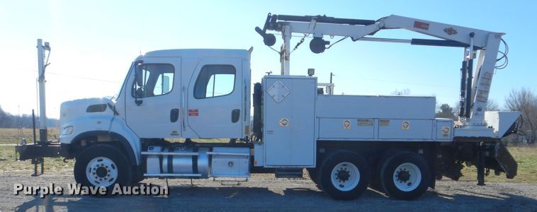 image for item HX9057 2012 Freightliner Business Class M2  crane truck