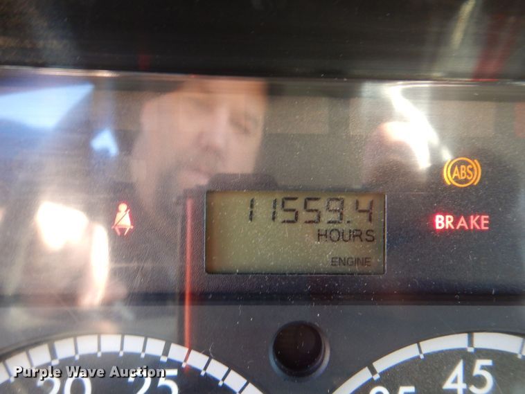 image for item HX9057 2012 Freightliner Business Class M2  crane truck