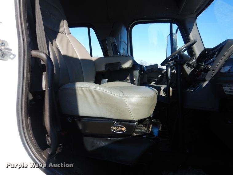 image for item HX9057 2012 Freightliner Business Class M2  crane truck