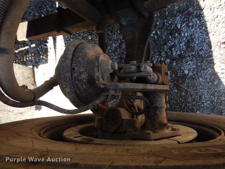 image for item HX9057 2012 Freightliner Business Class M2  crane truck