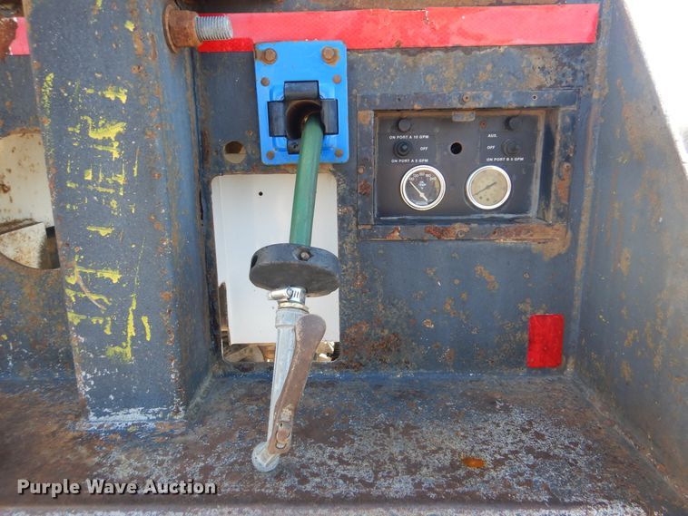 image for item HX9057 2012 Freightliner Business Class M2  crane truck