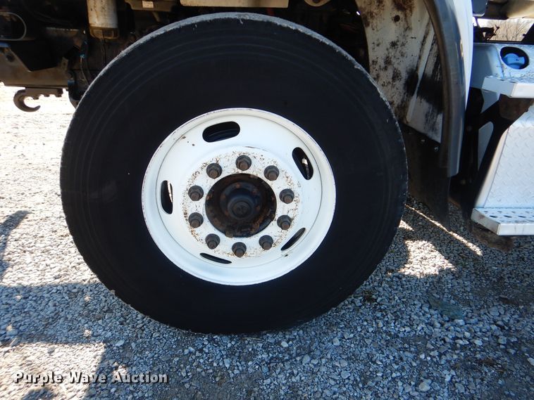 image for item HX9057 2012 Freightliner Business Class M2  crane truck