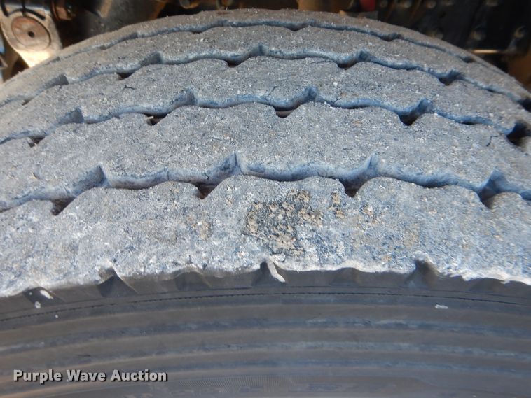 image for item HX9057 2012 Freightliner Business Class M2  crane truck