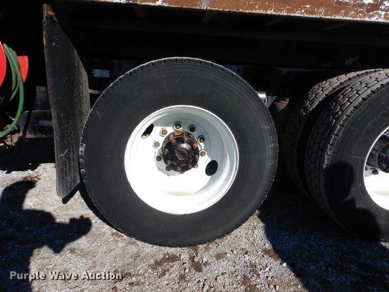 image for item HX9057 2012 Freightliner Business Class M2  crane truck