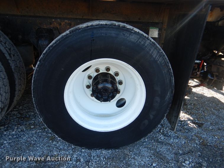 image for item HX9057 2012 Freightliner Business Class M2  crane truck