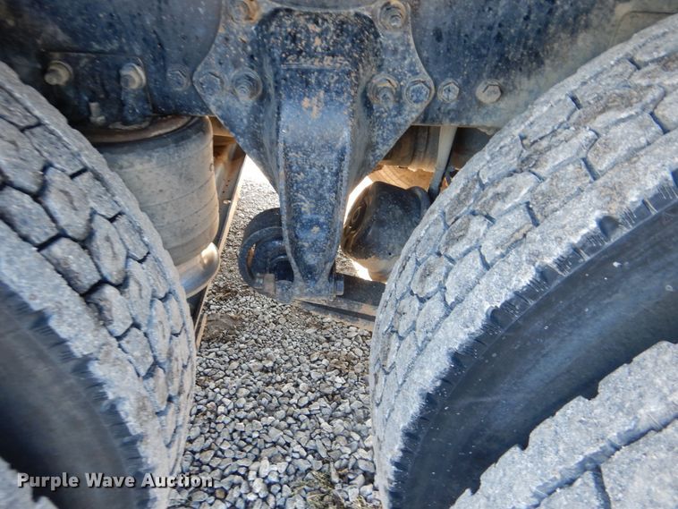 image for item HX9057 2012 Freightliner Business Class M2  crane truck