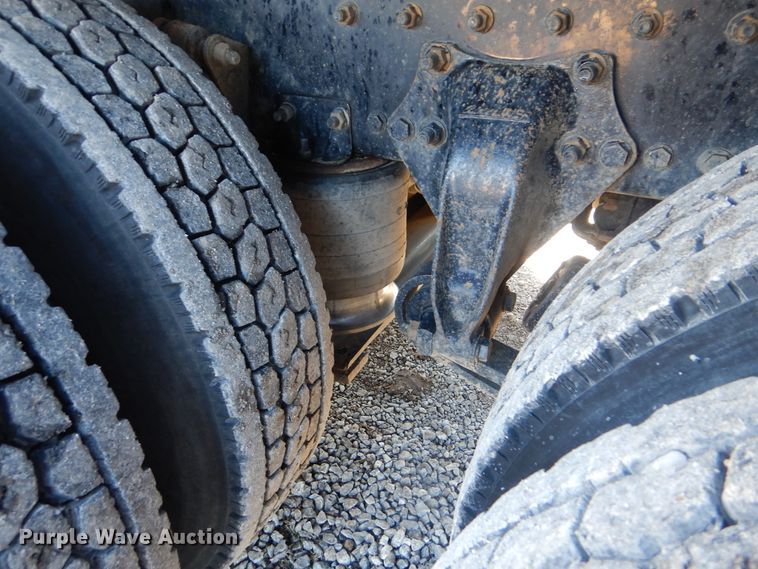 image for item HX9057 2012 Freightliner Business Class M2  crane truck