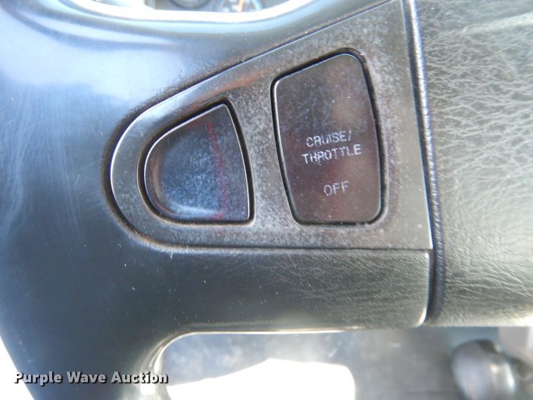 image for item HX9058 2009 International 4300  utility truck with crane