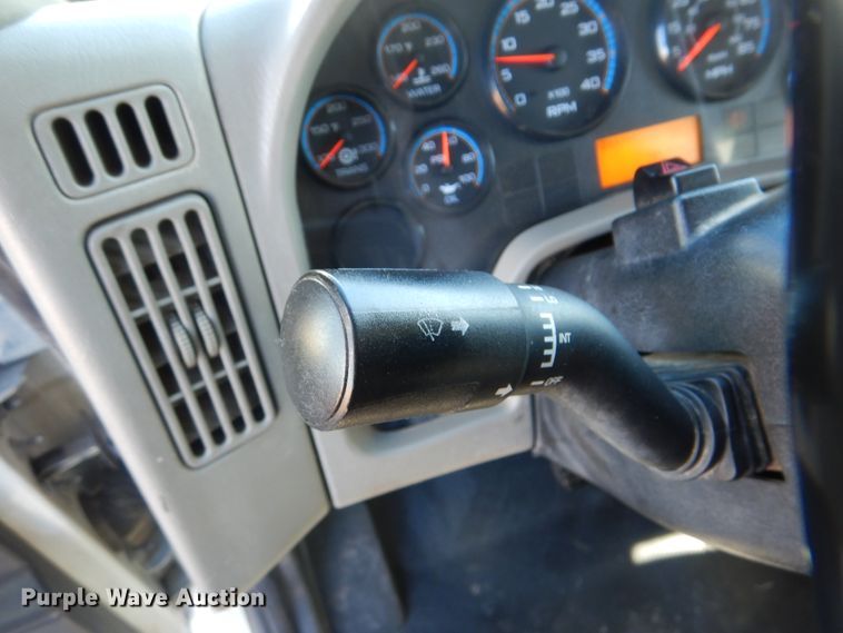 image for item HX9058 2009 International 4300  utility truck with crane