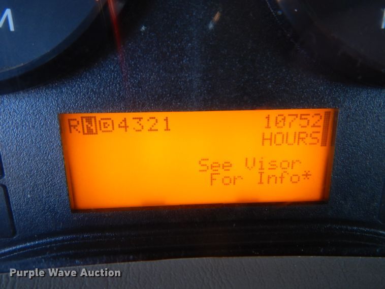 image for item HX9058 2009 International 4300  utility truck with crane