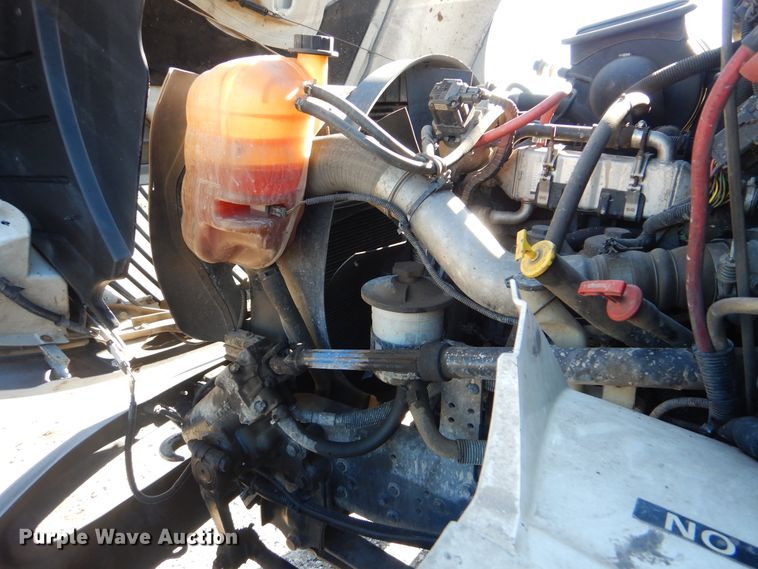 image for item HX9058 2009 International 4300  utility truck with crane