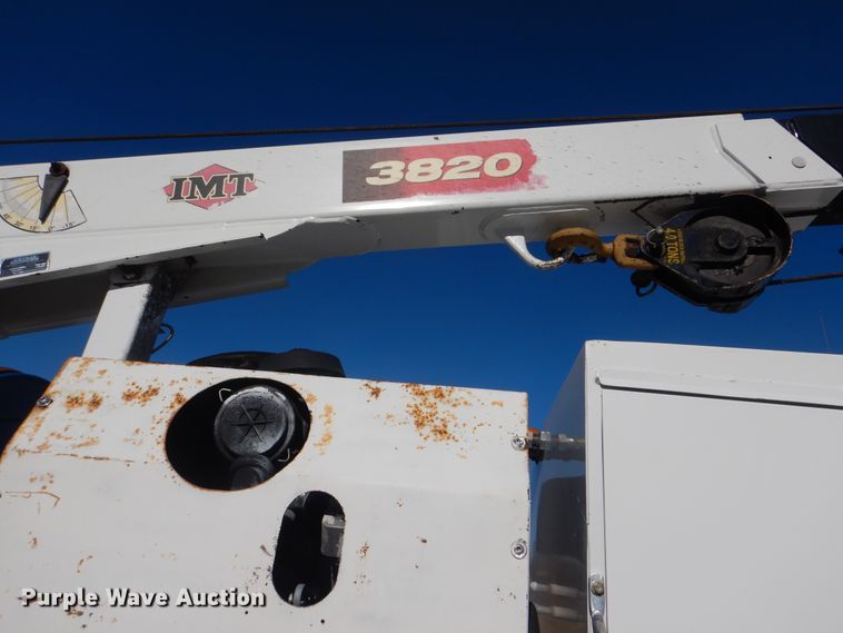 image for item HX9058 2009 International 4300  utility truck with crane