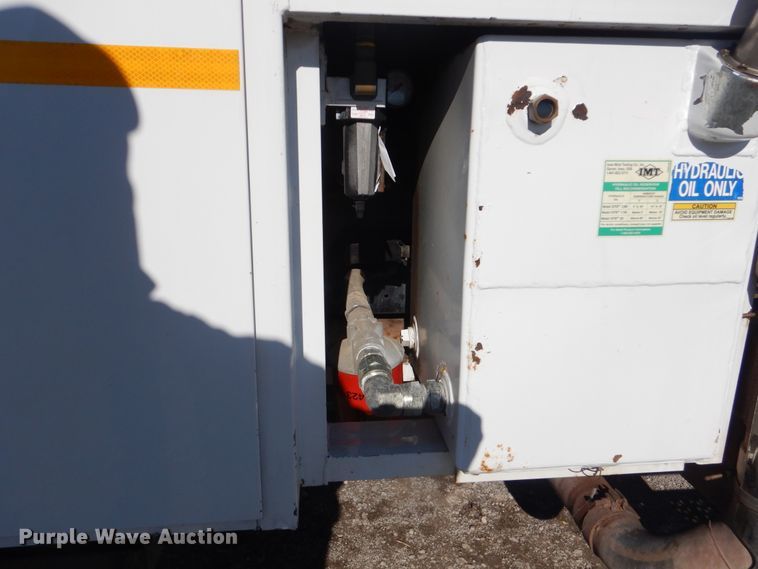 image for item HX9058 2009 International 4300  utility truck with crane