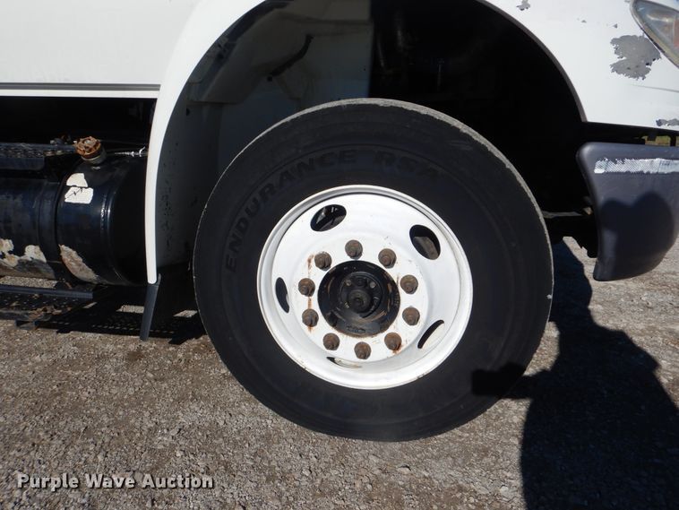 image for item HX9058 2009 International 4300  utility truck with crane