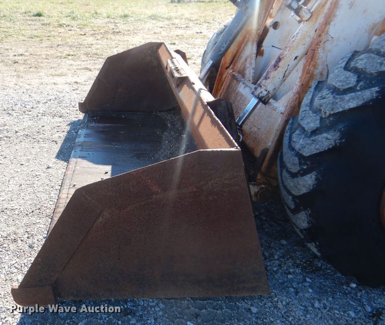image for item HX9059 Bobcat 975  skid steer loader